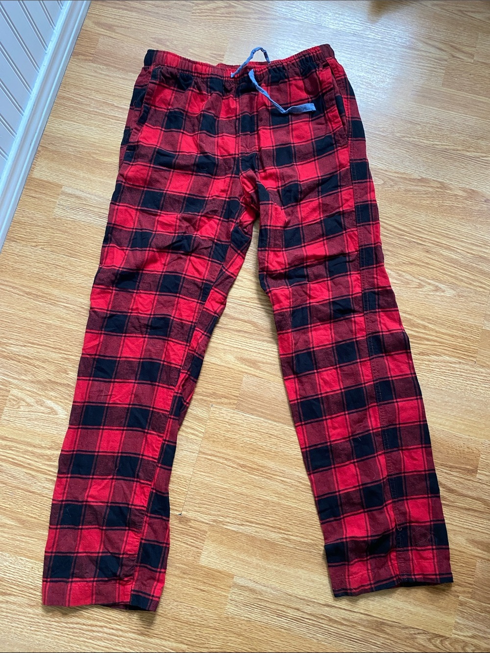 5 for $25! GAP Red and Black Plaid Flannel Pajama Pants